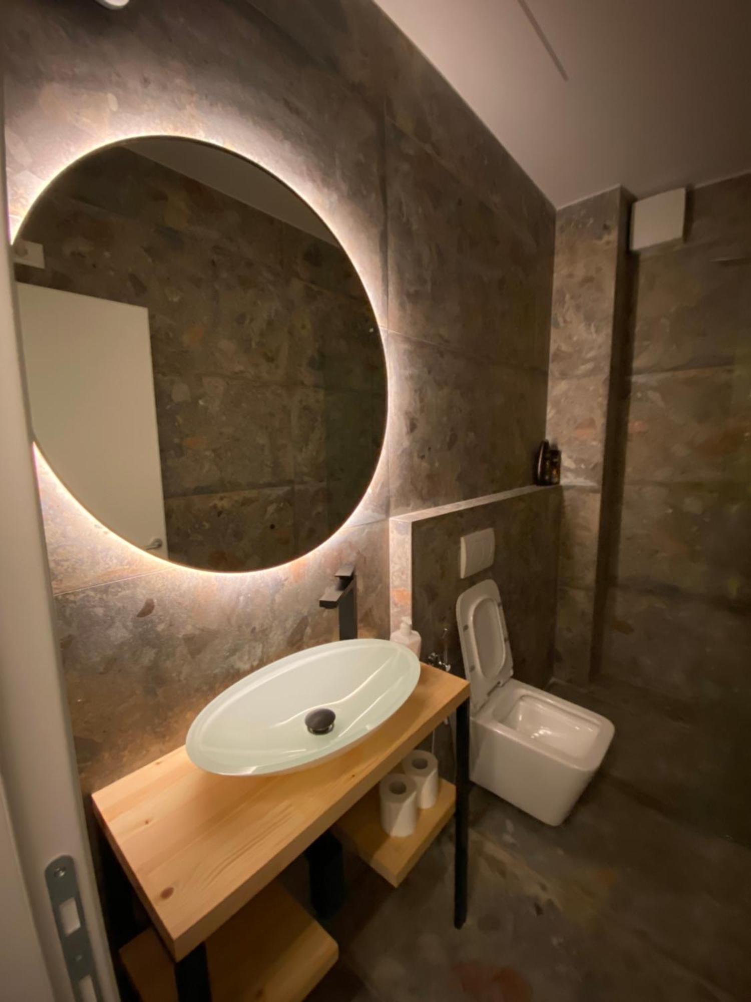 Tirana Central Rooms Blloku Экстерьер фото